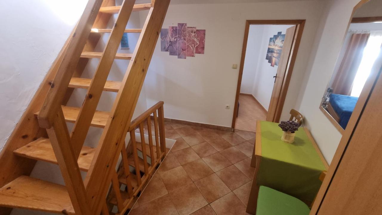 Apartment Igor With Balcony And Sea View Baska  Bagian luar foto