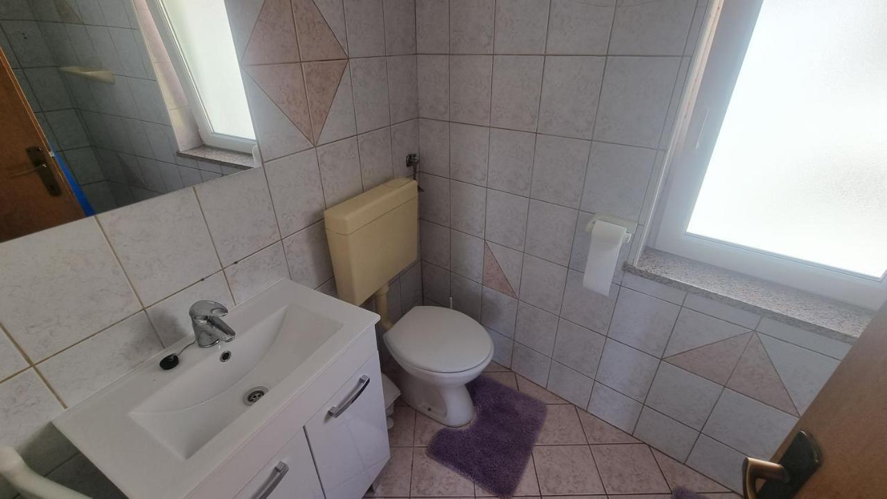 Apartment Igor With Balcony And Sea View Baska  Bagian luar foto